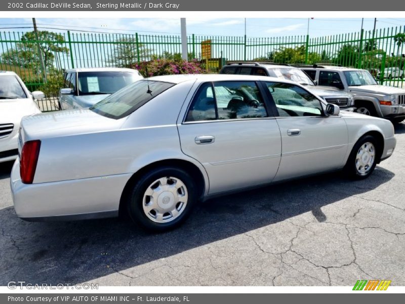 Sterling Metallic / Dark Gray 2002 Cadillac DeVille Sedan