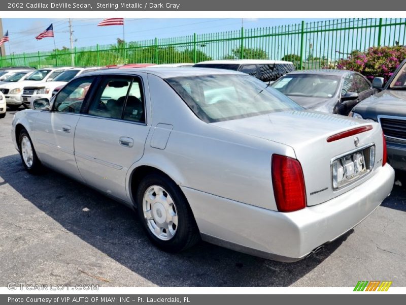 Sterling Metallic / Dark Gray 2002 Cadillac DeVille Sedan