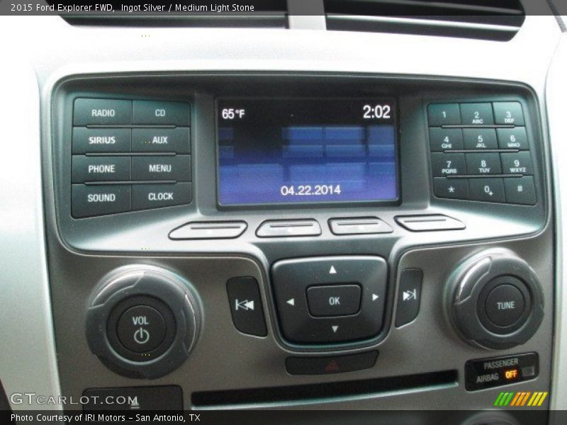 Ingot Silver / Medium Light Stone 2015 Ford Explorer FWD