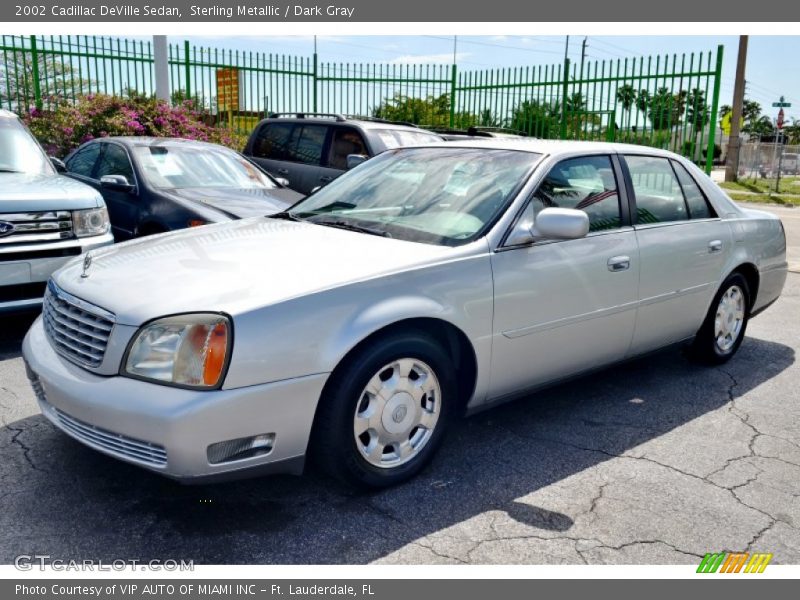 Sterling Metallic / Dark Gray 2002 Cadillac DeVille Sedan