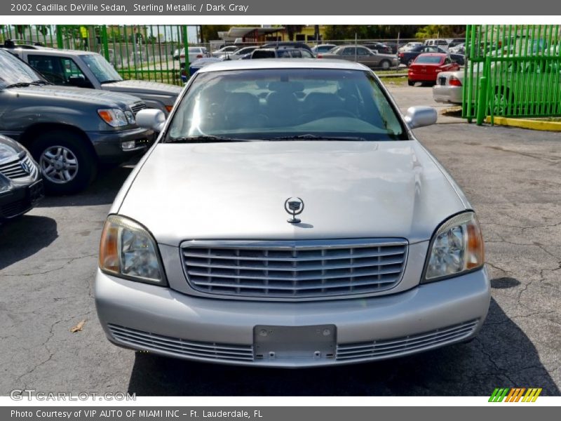 Sterling Metallic / Dark Gray 2002 Cadillac DeVille Sedan