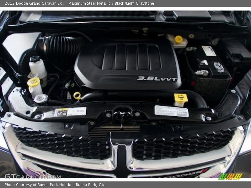 Maximum Steel Metallic / Black/Light Graystone 2013 Dodge Grand Caravan SXT