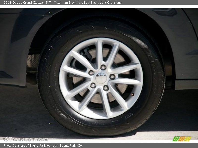 Maximum Steel Metallic / Black/Light Graystone 2013 Dodge Grand Caravan SXT