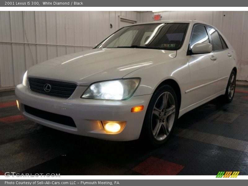White Diamond / Black 2001 Lexus IS 300