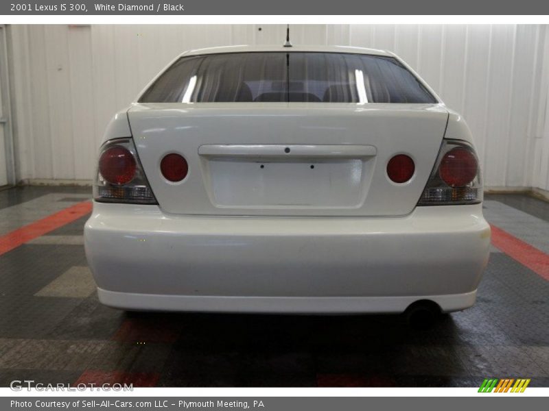 White Diamond / Black 2001 Lexus IS 300