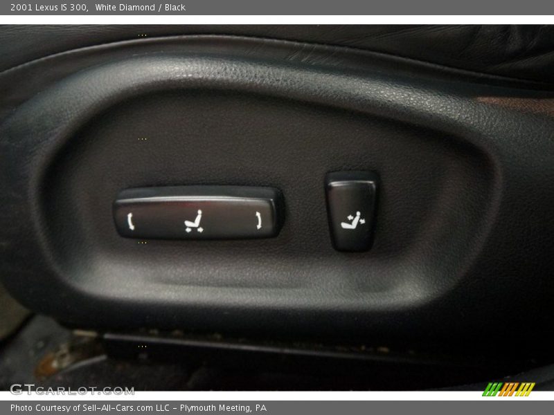White Diamond / Black 2001 Lexus IS 300