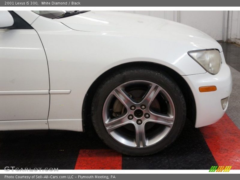White Diamond / Black 2001 Lexus IS 300