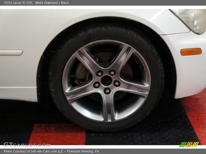 White Diamond / Black 2001 Lexus IS 300