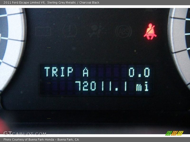 Sterling Grey Metallic / Charcoal Black 2011 Ford Escape Limited V6