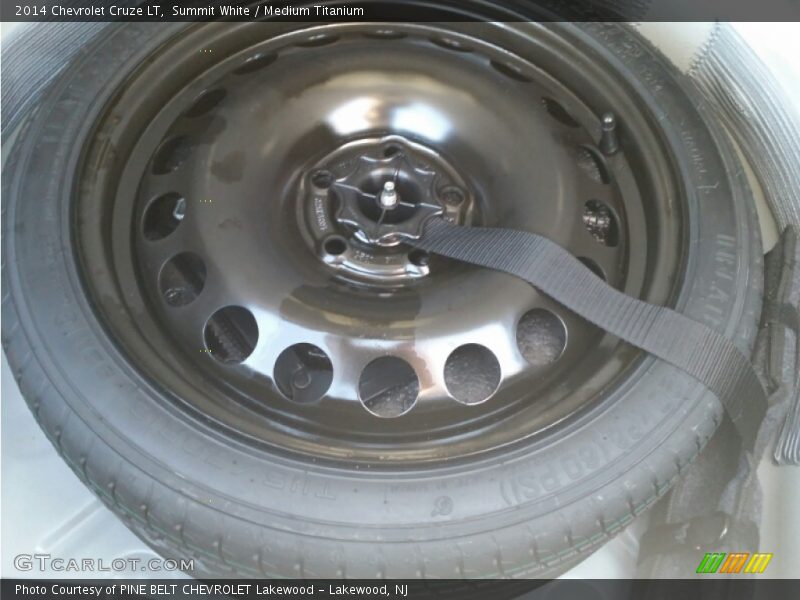Summit White / Medium Titanium 2014 Chevrolet Cruze LT