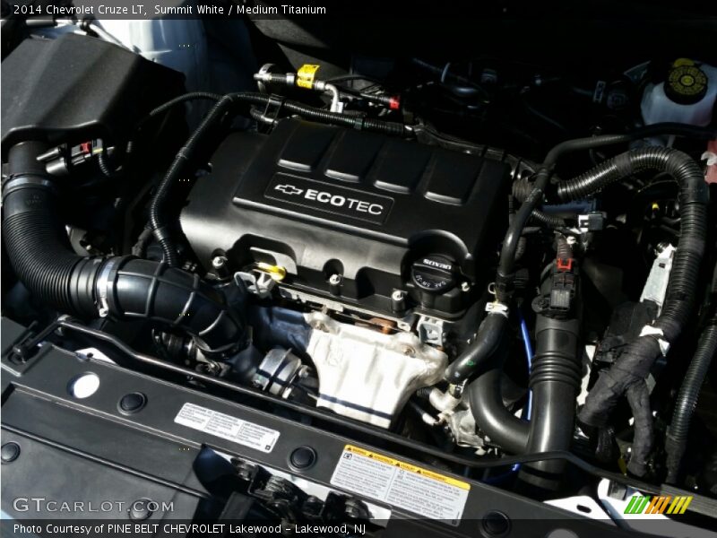 Summit White / Medium Titanium 2014 Chevrolet Cruze LT