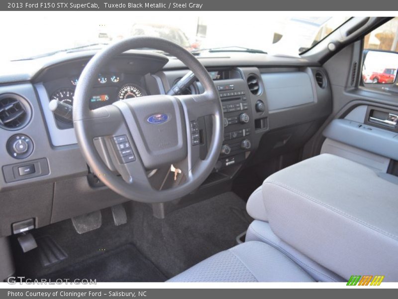 Tuxedo Black Metallic / Steel Gray 2013 Ford F150 STX SuperCab