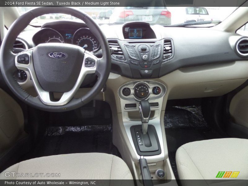 Tuxedo Black / Medium Light Stone 2014 Ford Fiesta SE Sedan