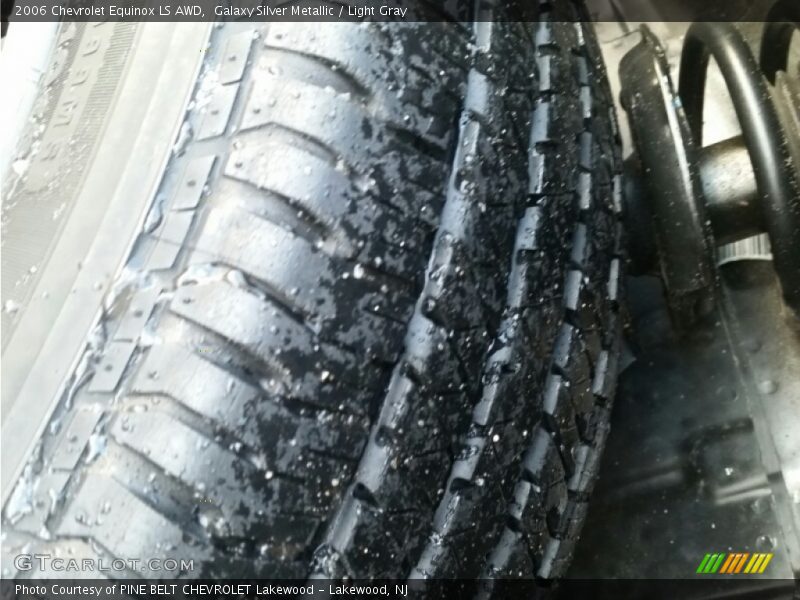 Galaxy Silver Metallic / Light Gray 2006 Chevrolet Equinox LS AWD