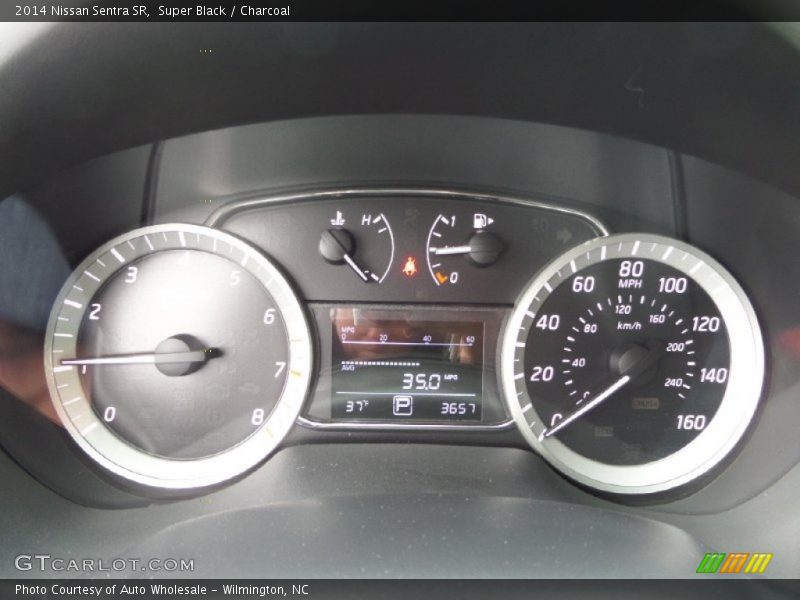 Super Black / Charcoal 2014 Nissan Sentra SR