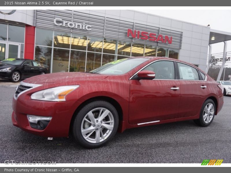 Cayenne Red / Charcoal 2015 Nissan Altima 2.5 SV