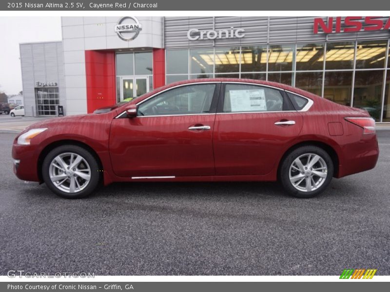 Cayenne Red / Charcoal 2015 Nissan Altima 2.5 SV