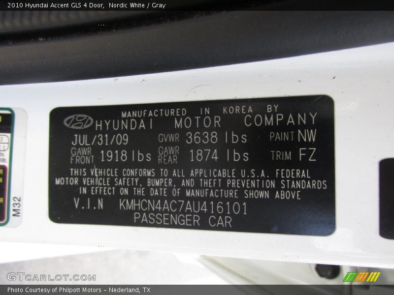 Nordic White / Gray 2010 Hyundai Accent GLS 4 Door