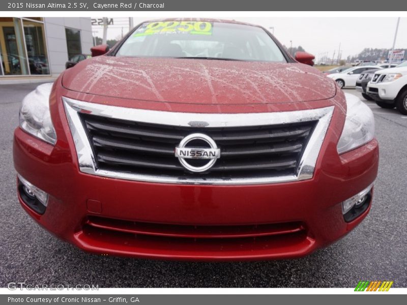 Cayenne Red / Charcoal 2015 Nissan Altima 2.5 SV