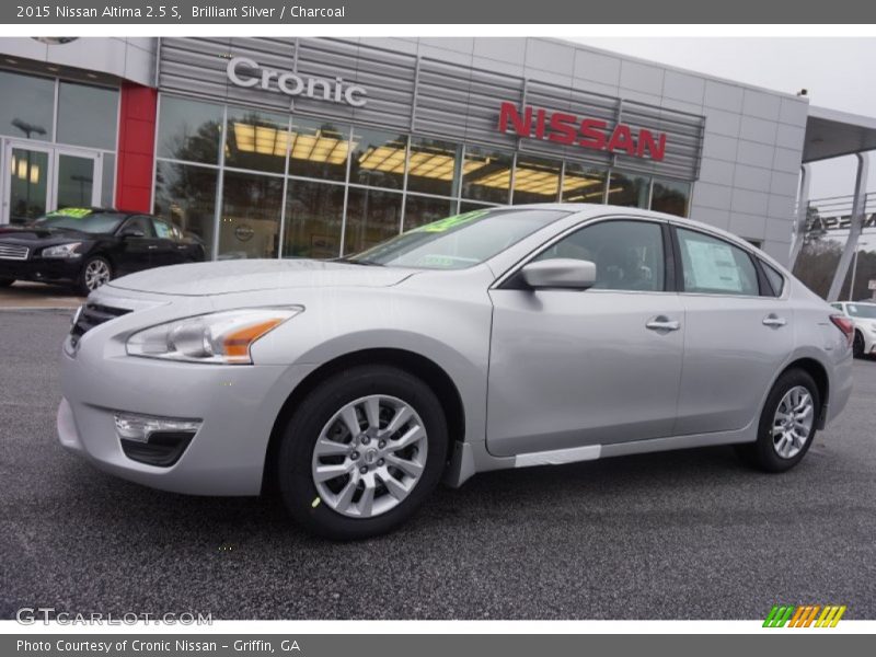 Brilliant Silver / Charcoal 2015 Nissan Altima 2.5 S
