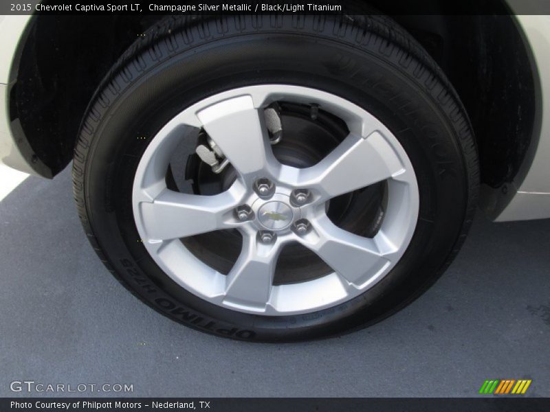 Champagne Silver Metallic / Black/Light Titanium 2015 Chevrolet Captiva Sport LT