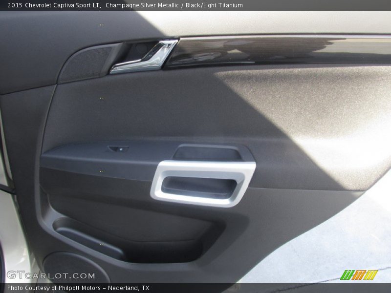 Champagne Silver Metallic / Black/Light Titanium 2015 Chevrolet Captiva Sport LT