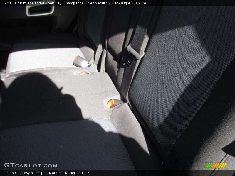 Champagne Silver Metallic / Black/Light Titanium 2015 Chevrolet Captiva Sport LT
