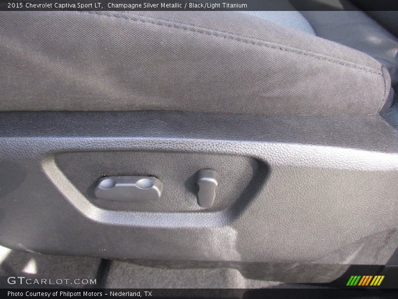 Champagne Silver Metallic / Black/Light Titanium 2015 Chevrolet Captiva Sport LT