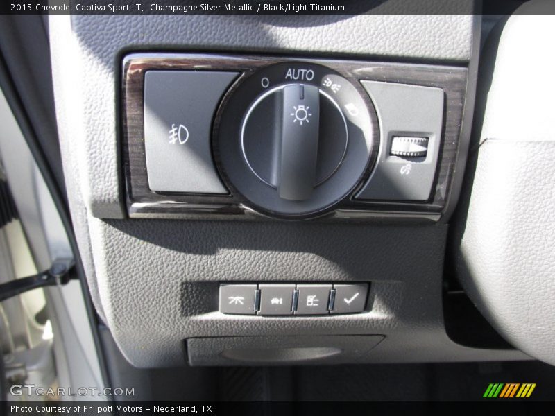 Champagne Silver Metallic / Black/Light Titanium 2015 Chevrolet Captiva Sport LT