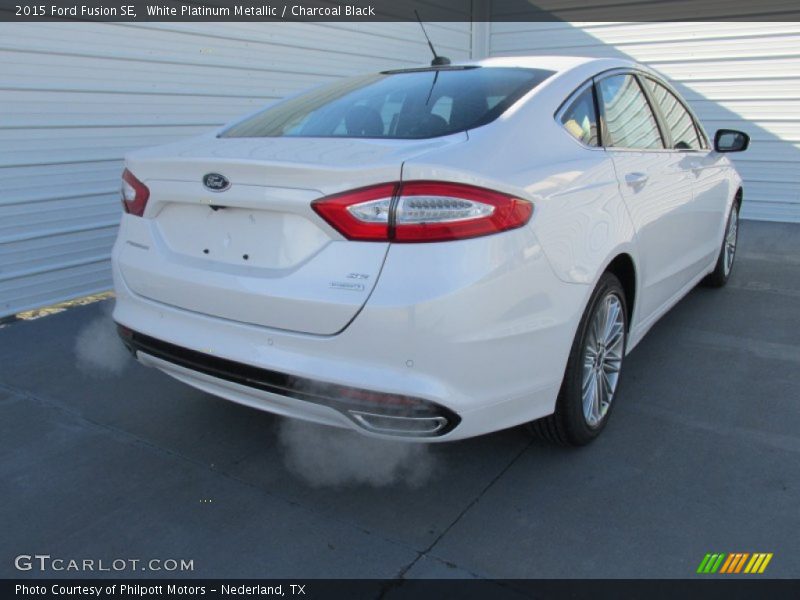 White Platinum Metallic / Charcoal Black 2015 Ford Fusion SE