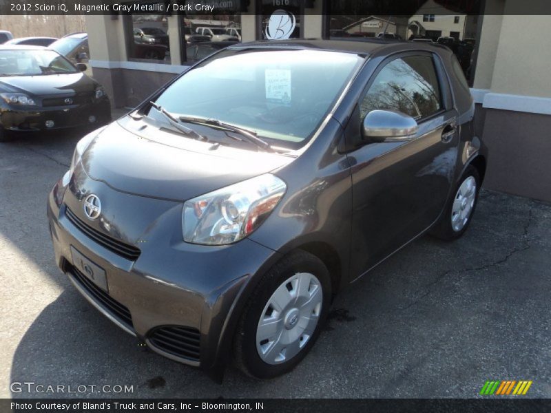 Magnetic Gray Metallic / Dark Gray 2012 Scion iQ