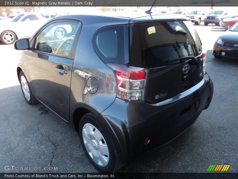 Magnetic Gray Metallic / Dark Gray 2012 Scion iQ