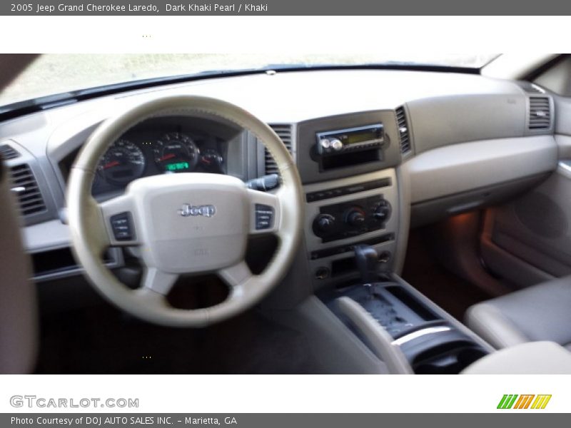 Dark Khaki Pearl / Khaki 2005 Jeep Grand Cherokee Laredo