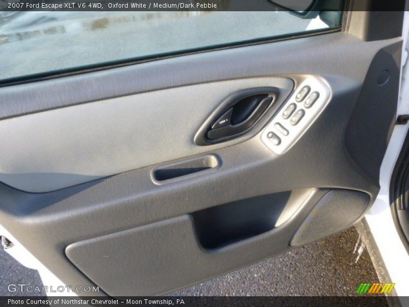 Oxford White / Medium/Dark Pebble 2007 Ford Escape XLT V6 4WD