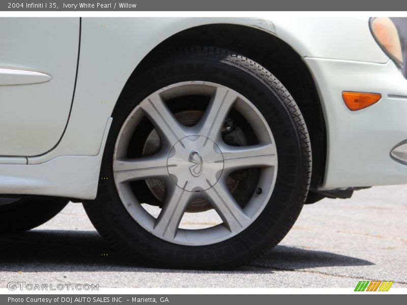 Ivory White Pearl / Willow 2004 Infiniti I 35