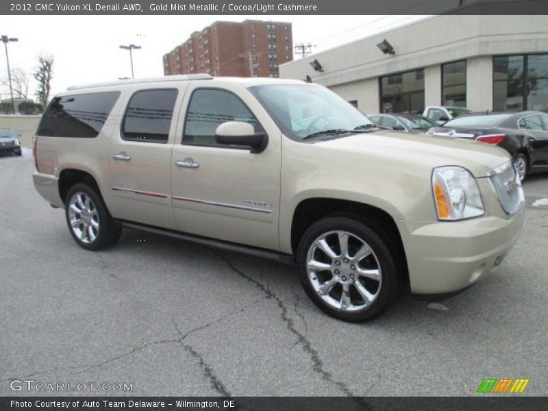 Front 3/4 View of 2012 Yukon XL Denali AWD