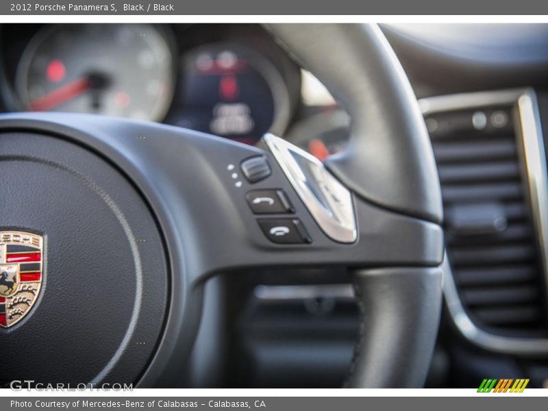 Controls of 2012 Panamera S