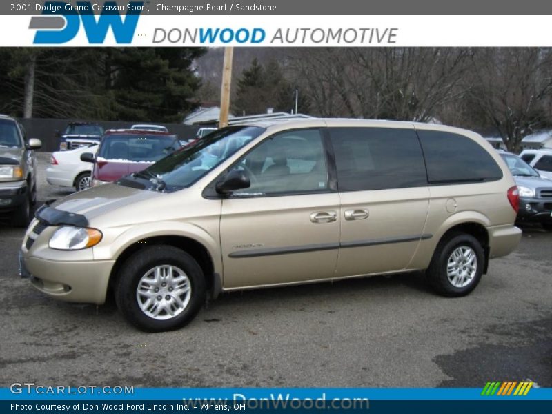 Champagne Pearl / Sandstone 2001 Dodge Grand Caravan Sport