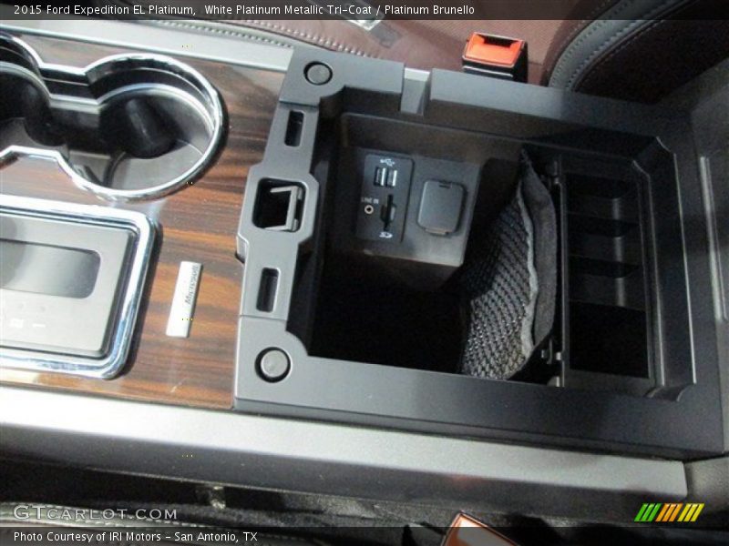 White Platinum Metallic Tri-Coat / Platinum Brunello 2015 Ford Expedition EL Platinum