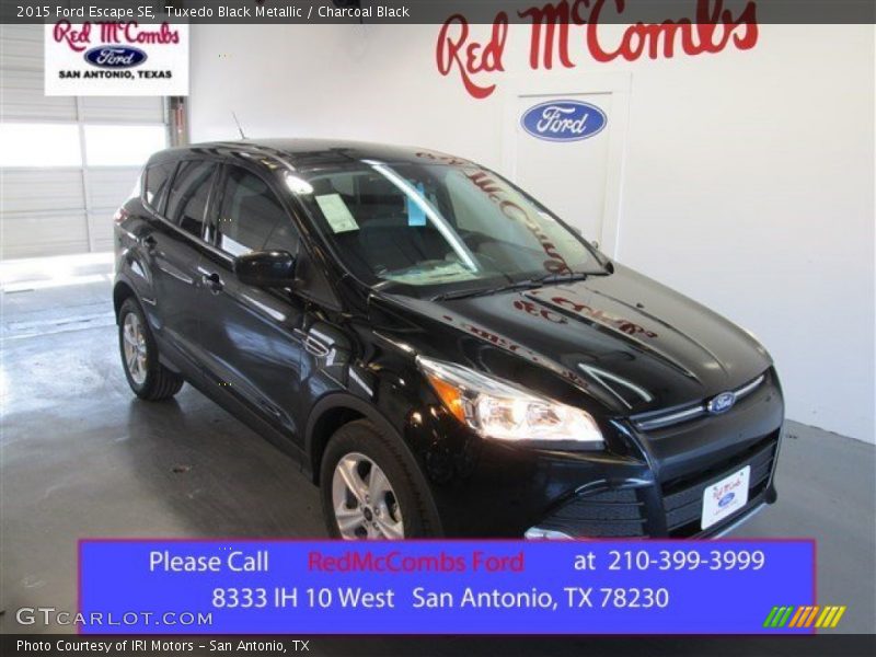 Tuxedo Black Metallic / Charcoal Black 2015 Ford Escape SE