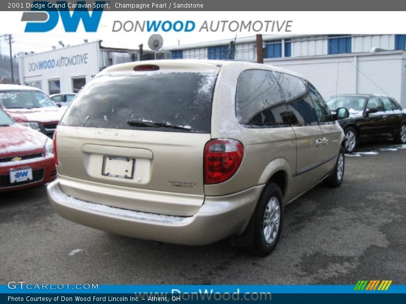 Champagne Pearl / Sandstone 2001 Dodge Grand Caravan Sport