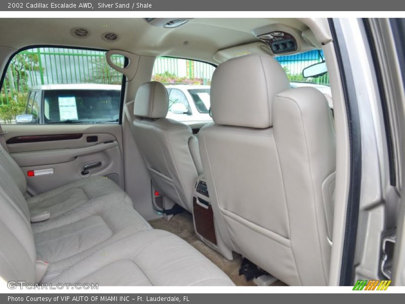 Silver Sand / Shale 2002 Cadillac Escalade AWD