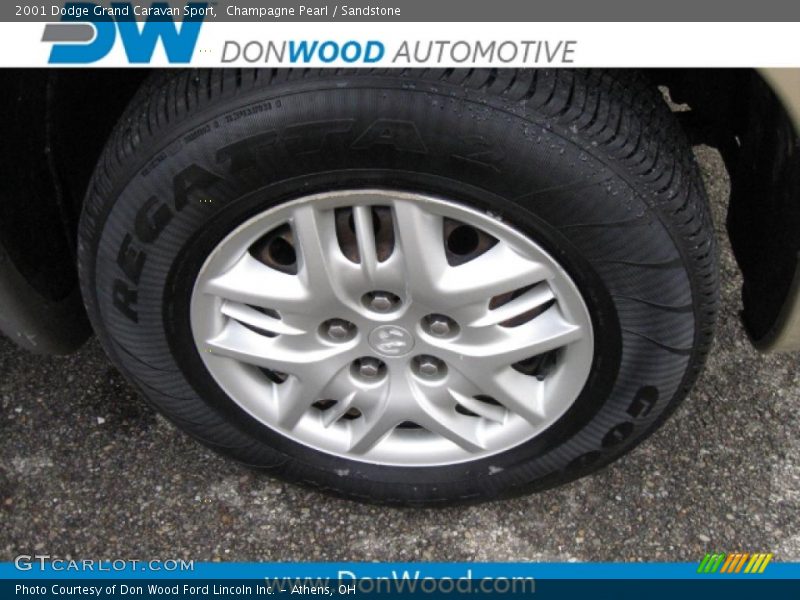 Champagne Pearl / Sandstone 2001 Dodge Grand Caravan Sport