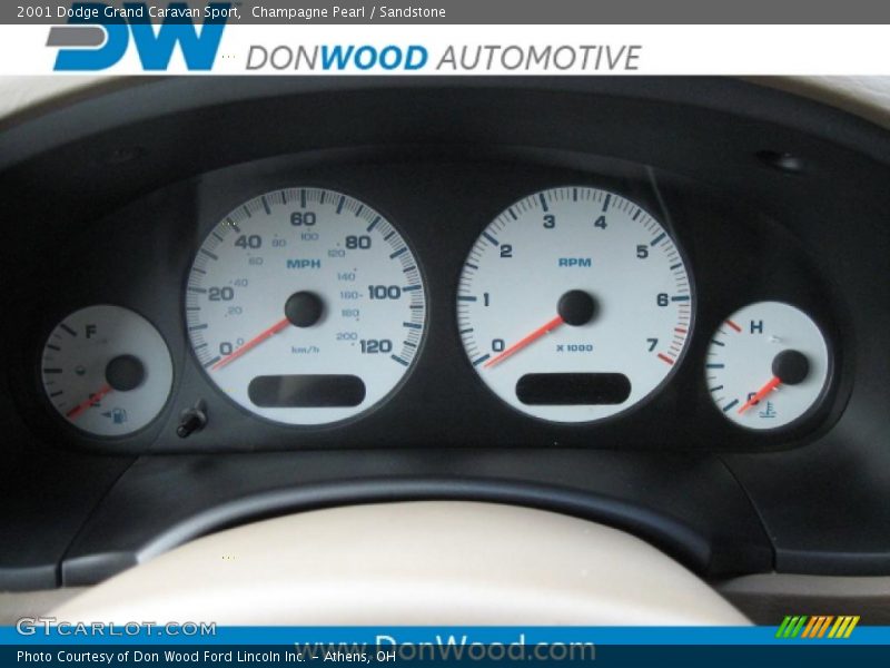 Champagne Pearl / Sandstone 2001 Dodge Grand Caravan Sport