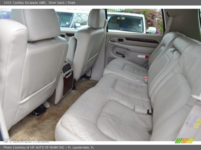 Silver Sand / Shale 2002 Cadillac Escalade AWD