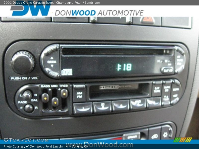 Champagne Pearl / Sandstone 2001 Dodge Grand Caravan Sport