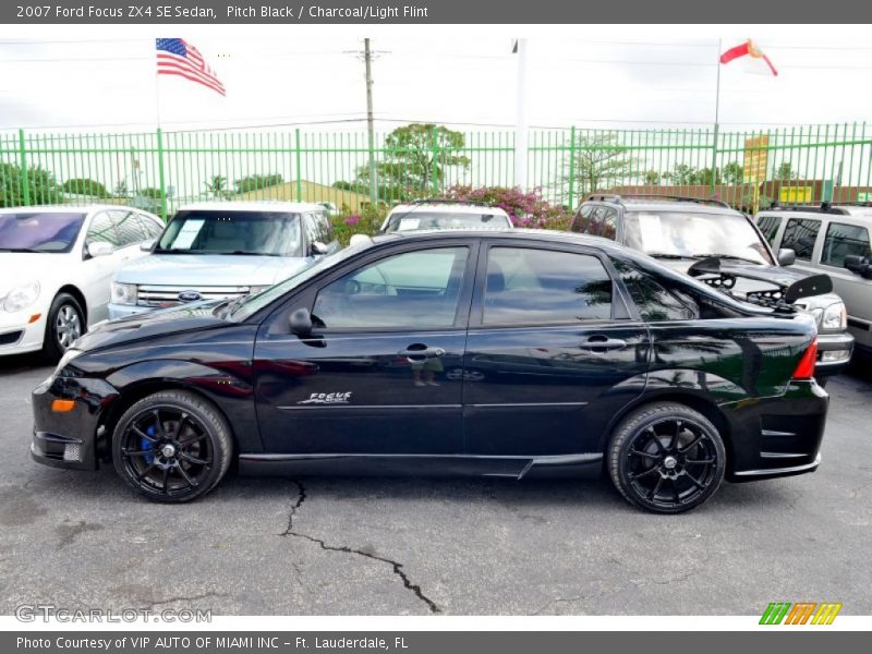 Pitch Black / Charcoal/Light Flint 2007 Ford Focus ZX4 SE Sedan