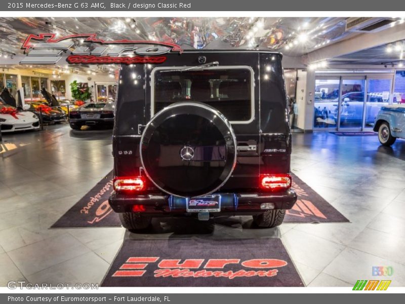 Black / designo Classic Red 2015 Mercedes-Benz G 63 AMG