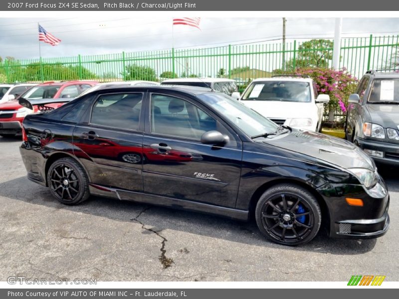 Pitch Black / Charcoal/Light Flint 2007 Ford Focus ZX4 SE Sedan