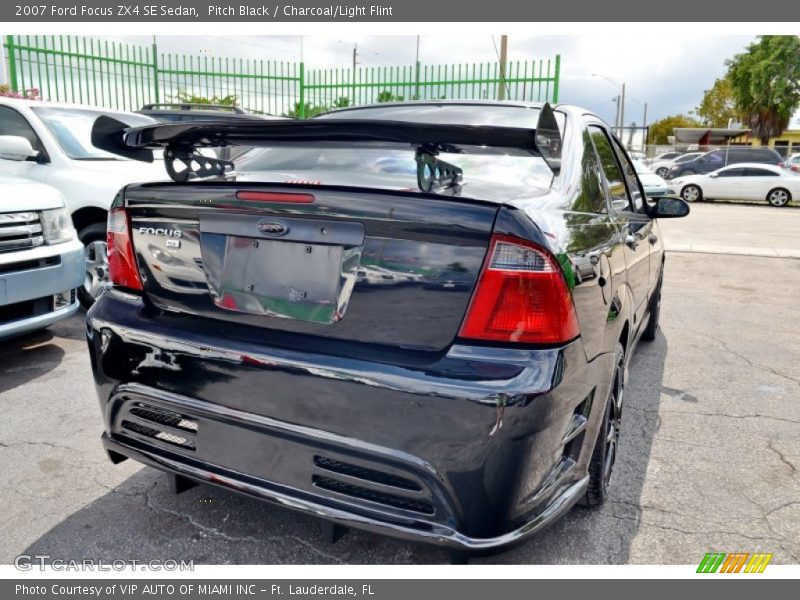 Pitch Black / Charcoal/Light Flint 2007 Ford Focus ZX4 SE Sedan